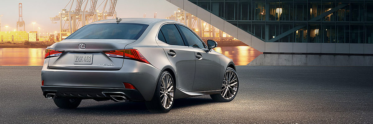 2018 Lexus IS 300 Footer