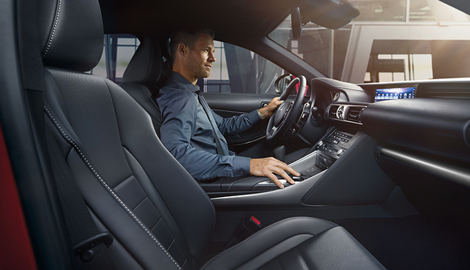 Lexus ES man driving lexus